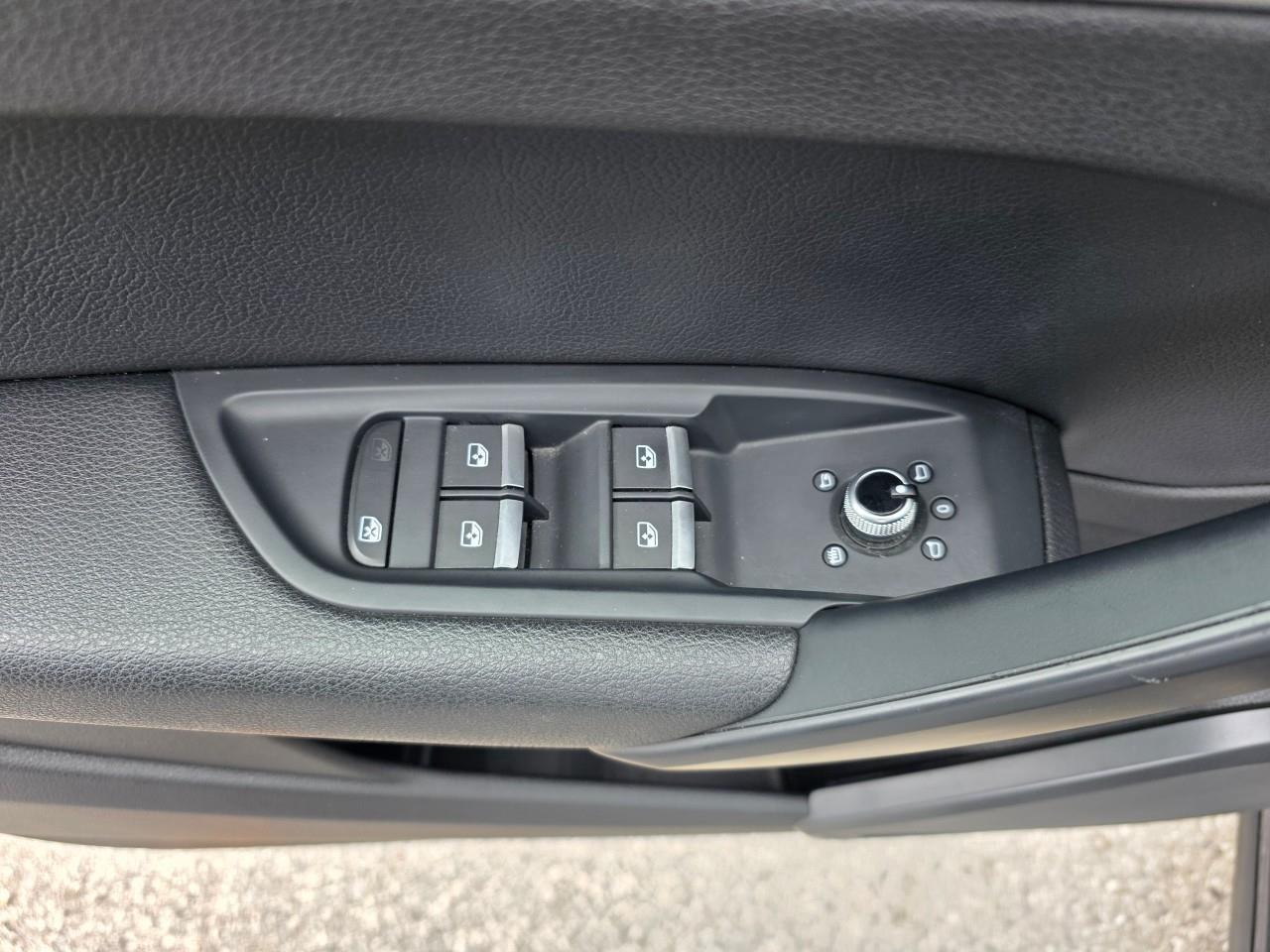 2018 Audi Q5 2.0T Progressiv 4dr All-wheel Drive quattro Sport Utility Photo