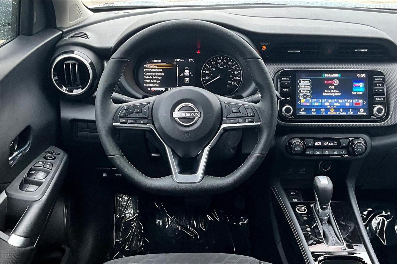 2025 Nissan Kicks Play SV 4dr Front-Wheel Drive Photo4