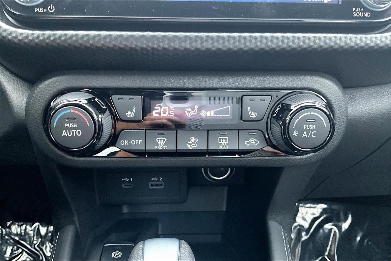 2025 Nissan Kicks Play SV 4dr Front-Wheel Drive Photo