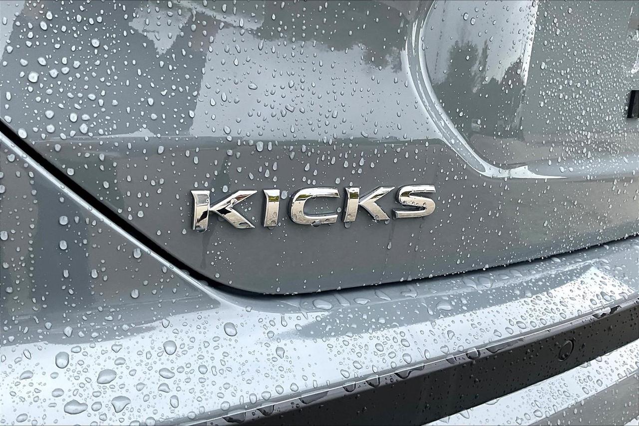 2025 Nissan Kicks Play SV 4dr Front-Wheel Drive Photo