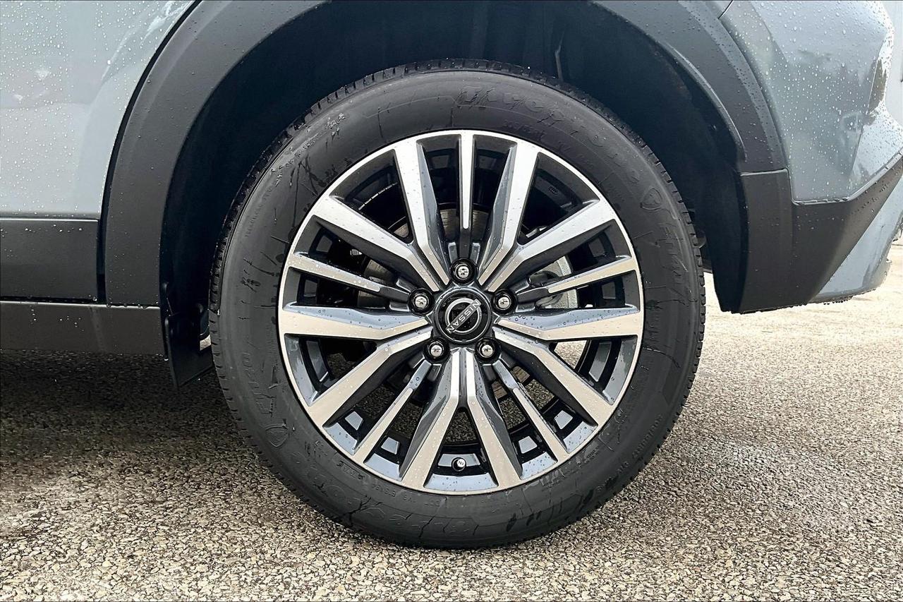 2025 Nissan Kicks Play SV 4dr Front-Wheel Drive Photo