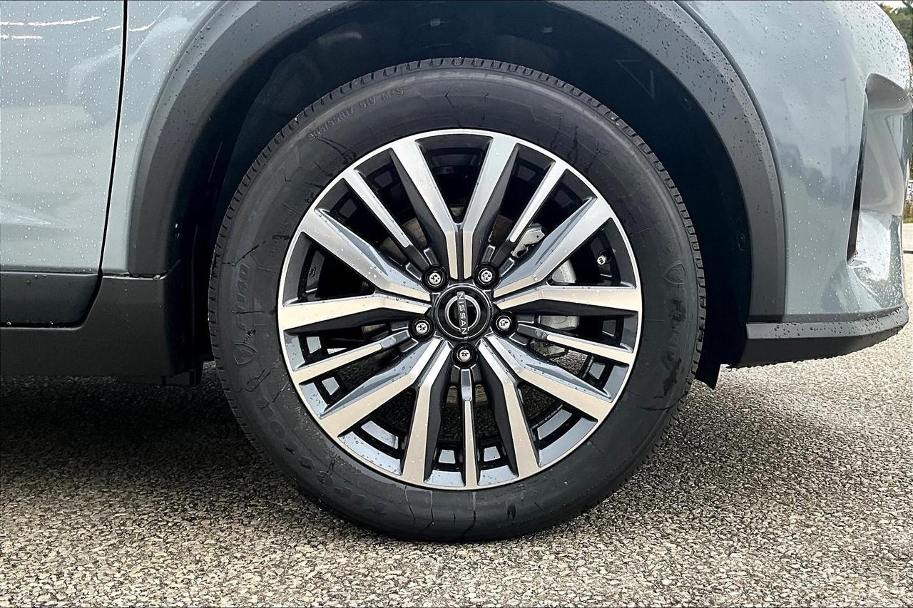 2025 Nissan Kicks Play SV 4dr Front-Wheel Drive Photo