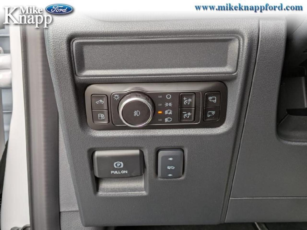 2025 Ford F-150 Lariat Photo