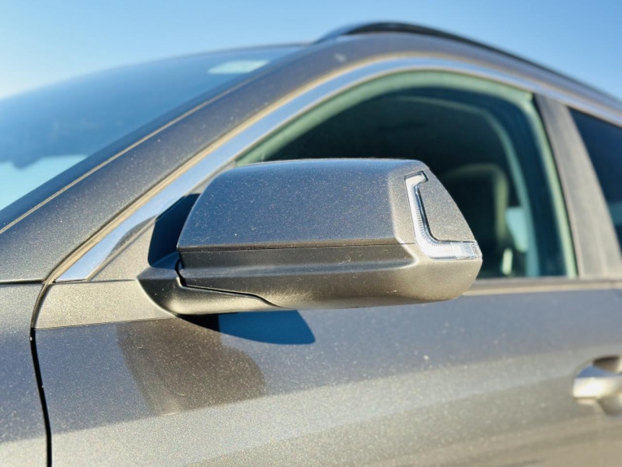 2025 Kia NIRO EX Photo4