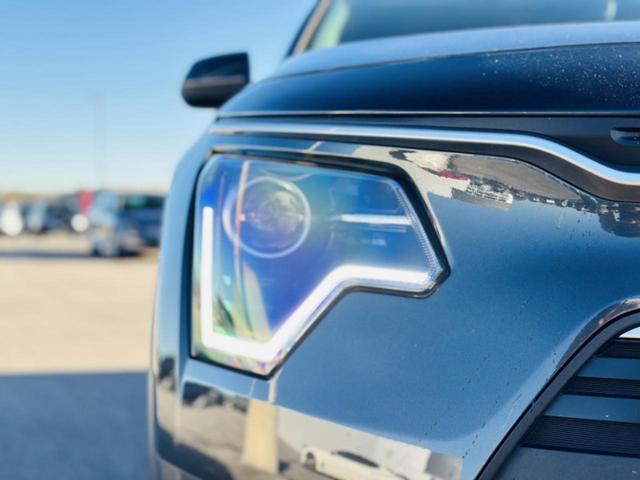 2025 Kia NIRO EX Photo