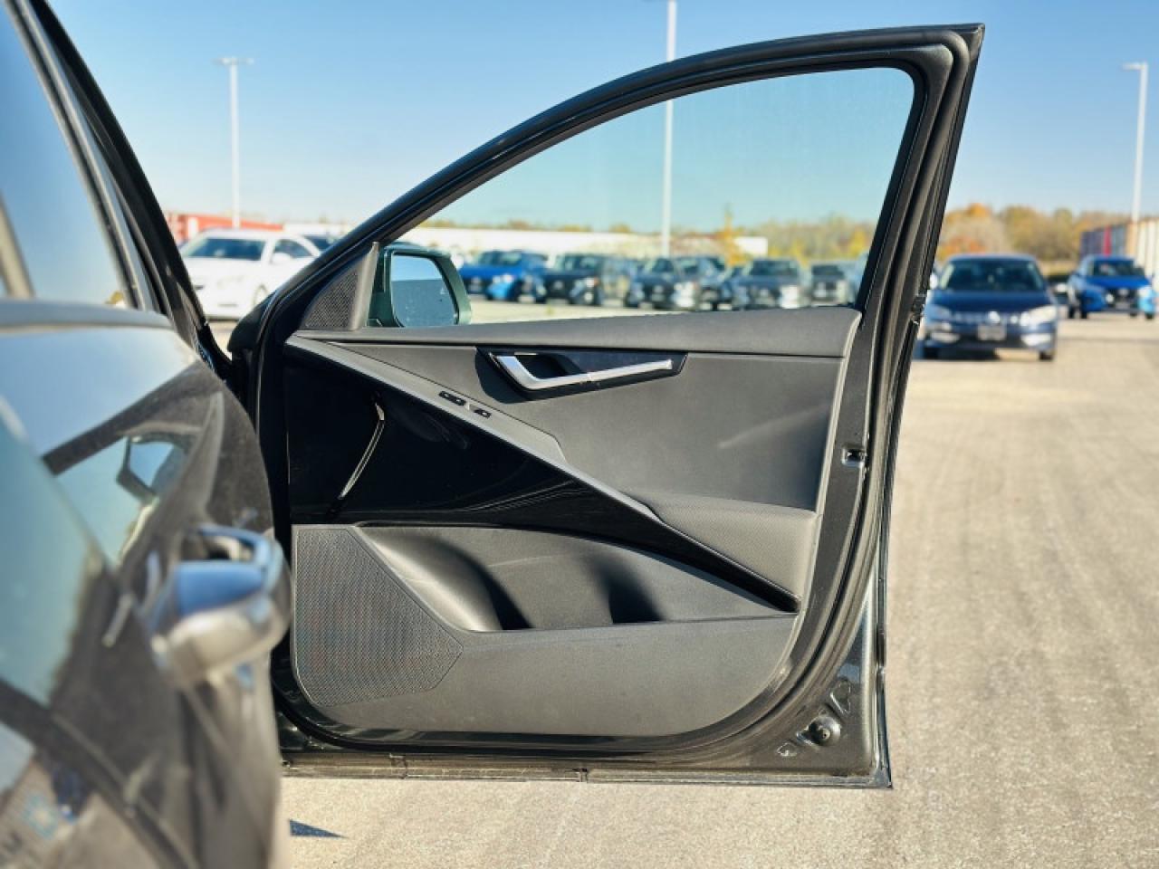 2025 Kia NIRO EX Photo