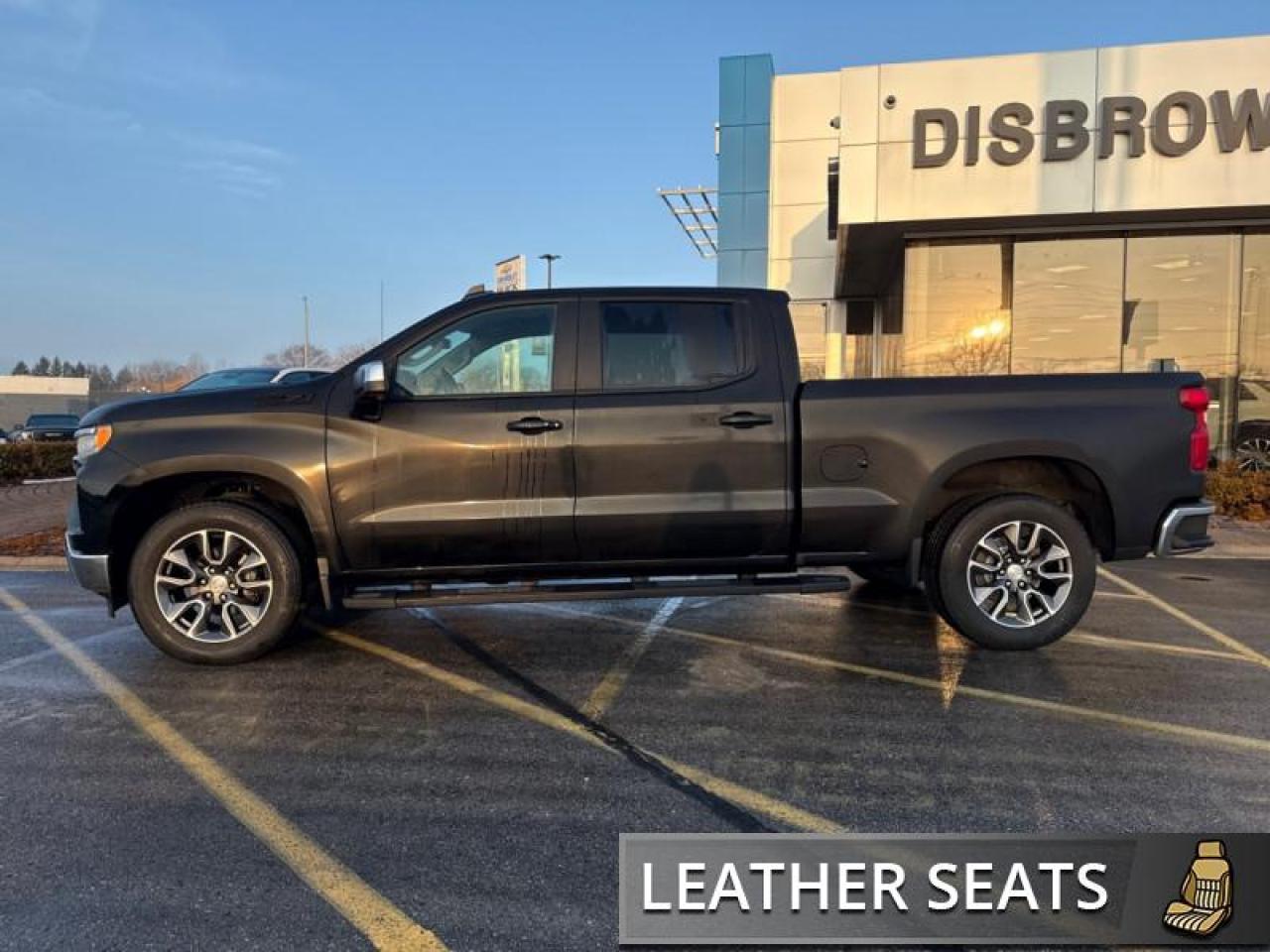 2024 Chevrolet Silverado 1500 LT Photo3