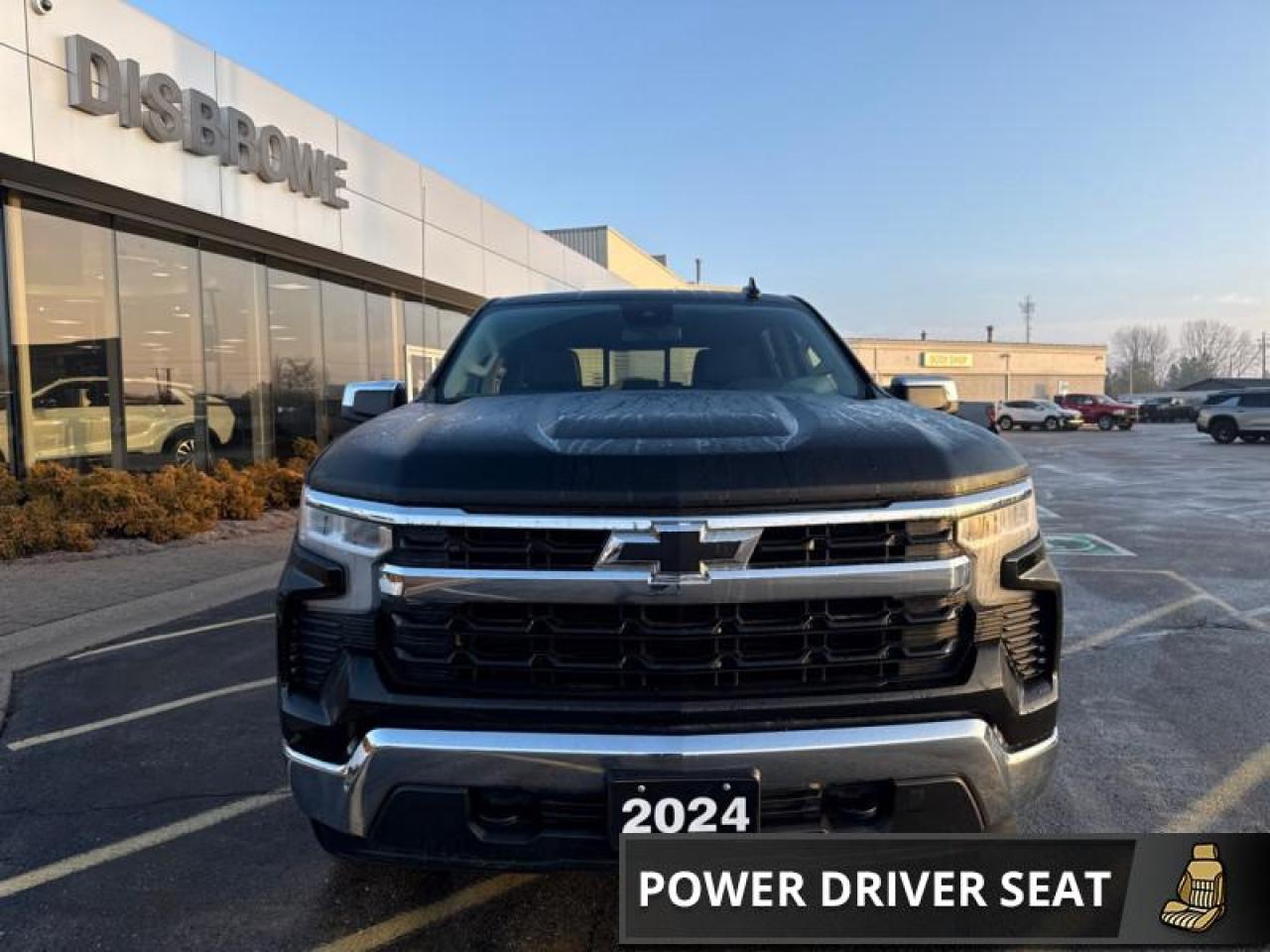 2024 Chevrolet Silverado 1500 LT Photo2