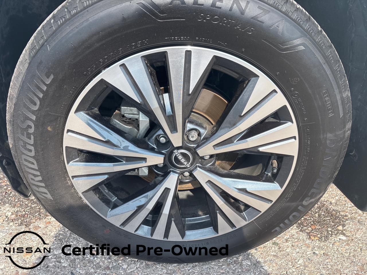 2023 Nissan Rogue SV Moonroof 4dr All-Wheel Drive Sport Utility Photo