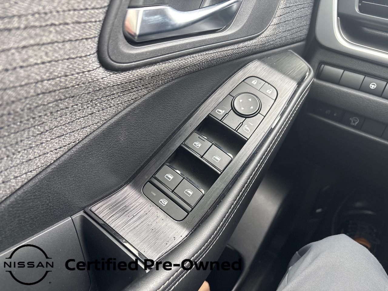 2023 Nissan Rogue SV Moonroof 4dr All-Wheel Drive Sport Utility Photo