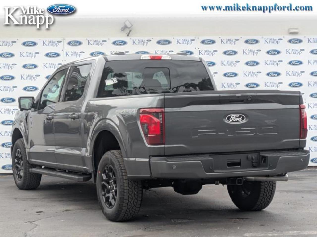 2025 Ford F-150 XLT Photo2