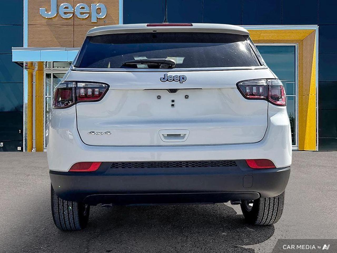 2025 Jeep Compass Sport 4dr 4x4 Photo