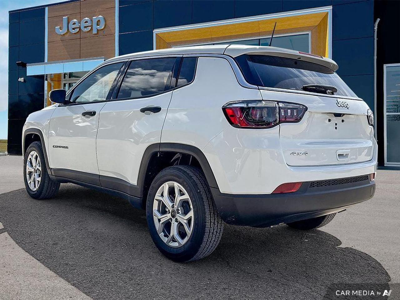 2025 Jeep Compass Sport 4dr 4x4 Photo