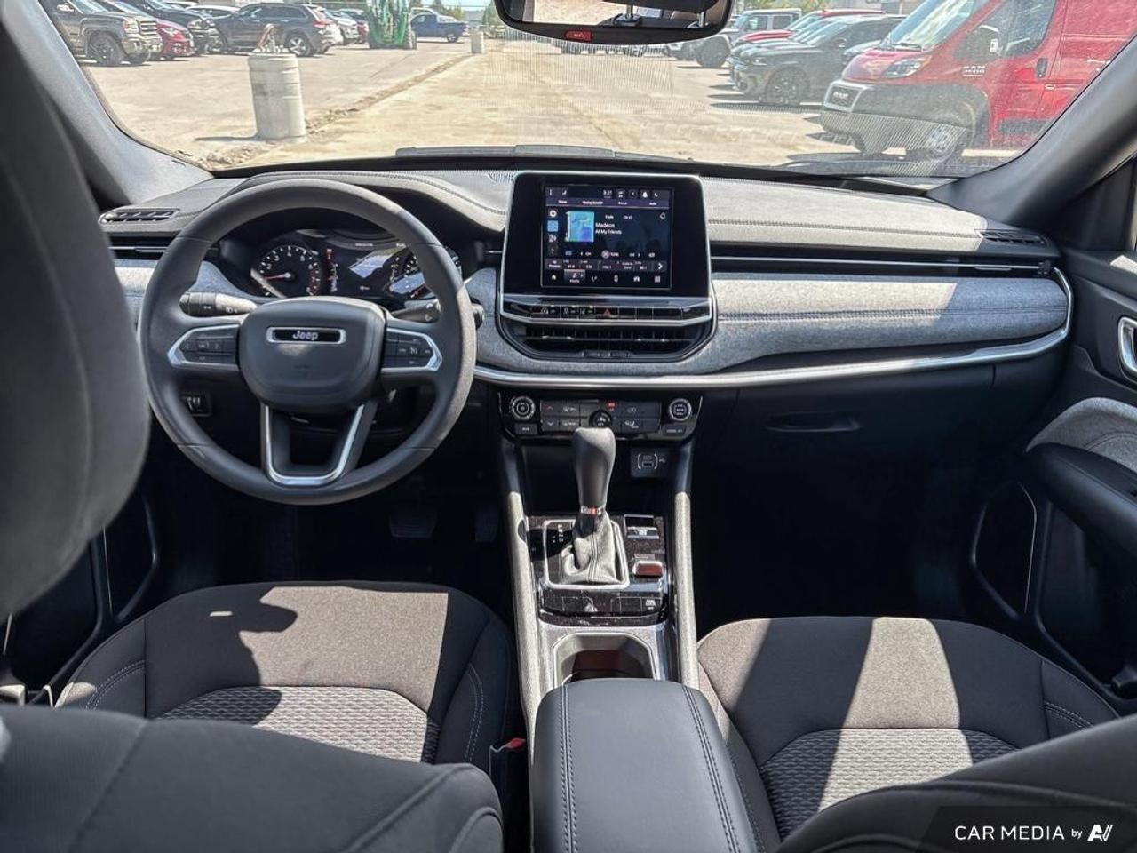 2025 Jeep Compass Sport 4dr 4x4 Photo