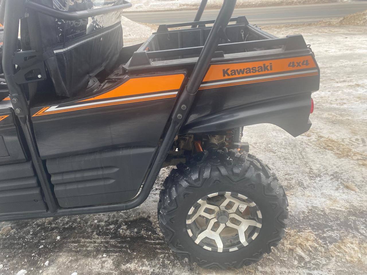 2019 Kawasaki TERYX EPS LE  Photo