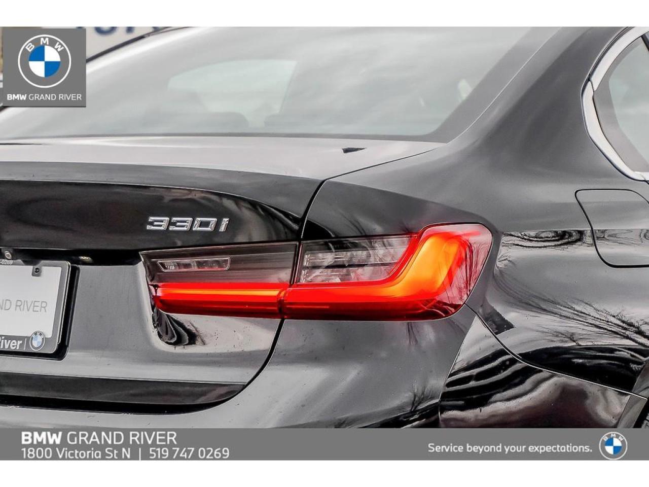 2020 BMW 330 i xDrive 4dr All-Wheel Drive Sedan Photo4