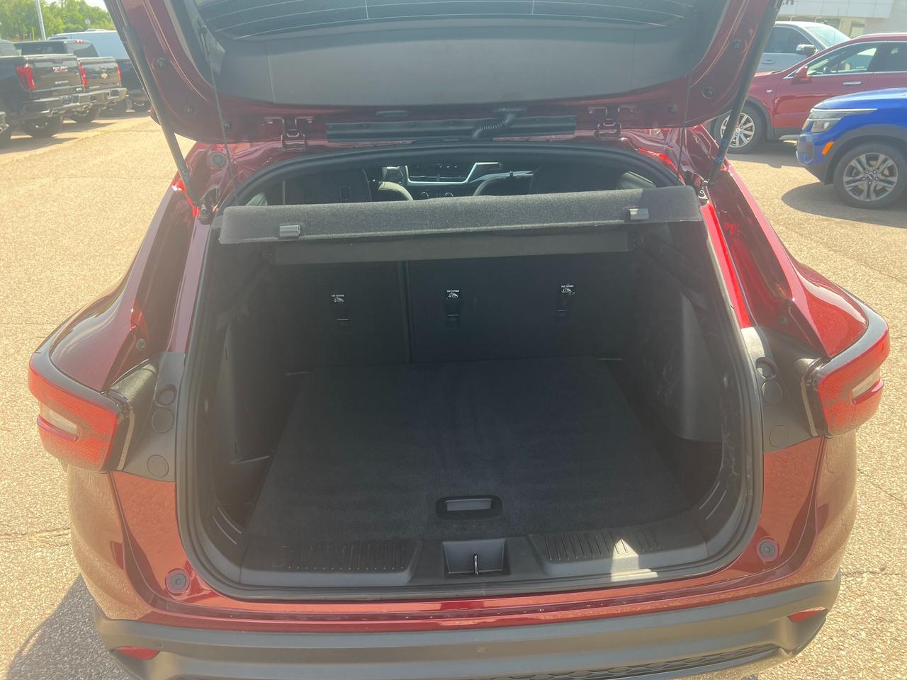 2025 Chevrolet Trax 2RS 4dr Front-Wheel Drive Photo