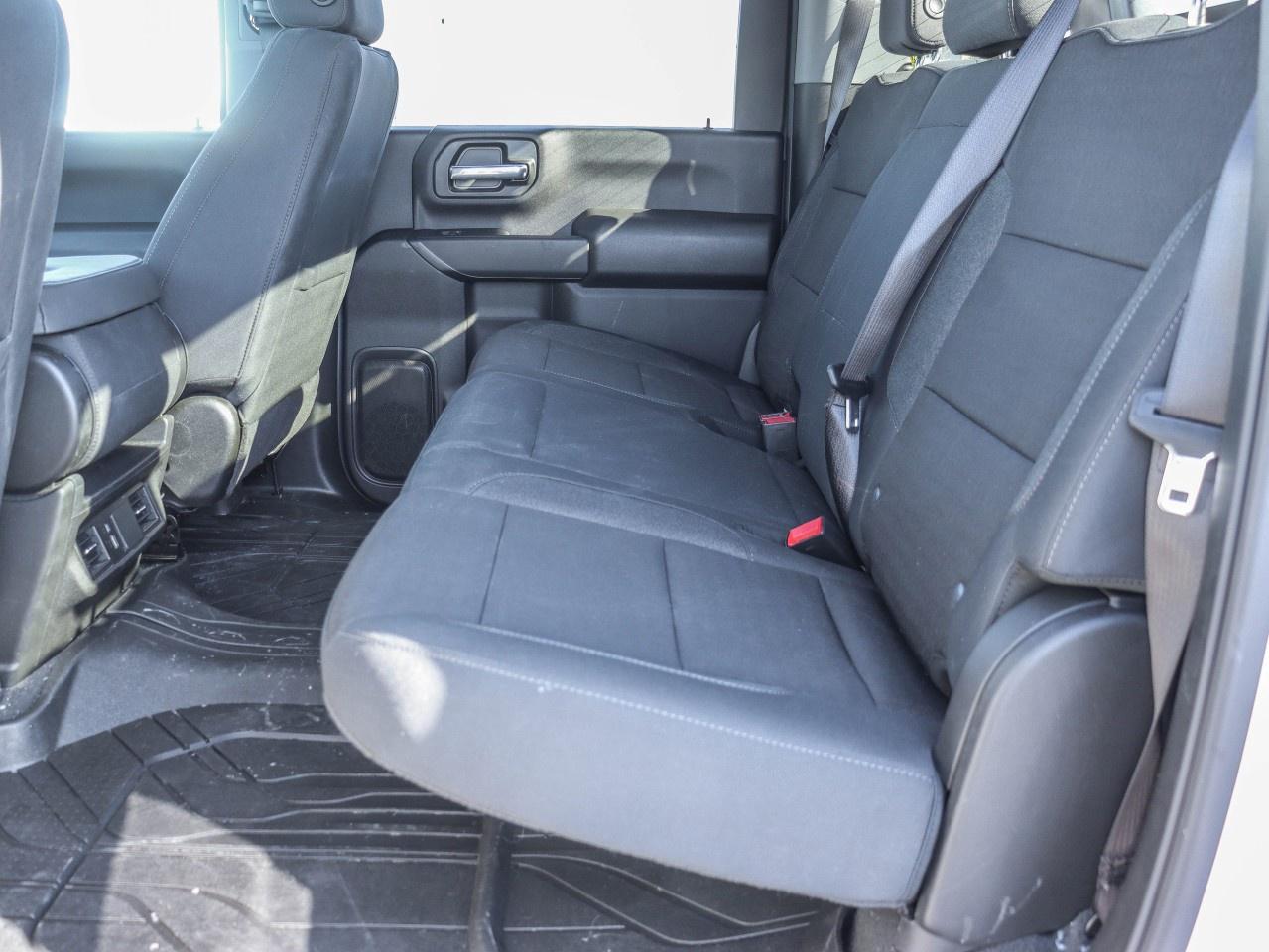 2026 Chevrolet SILVERADO 2500HD 4WD Crew Cab Standard Box Custom Photo