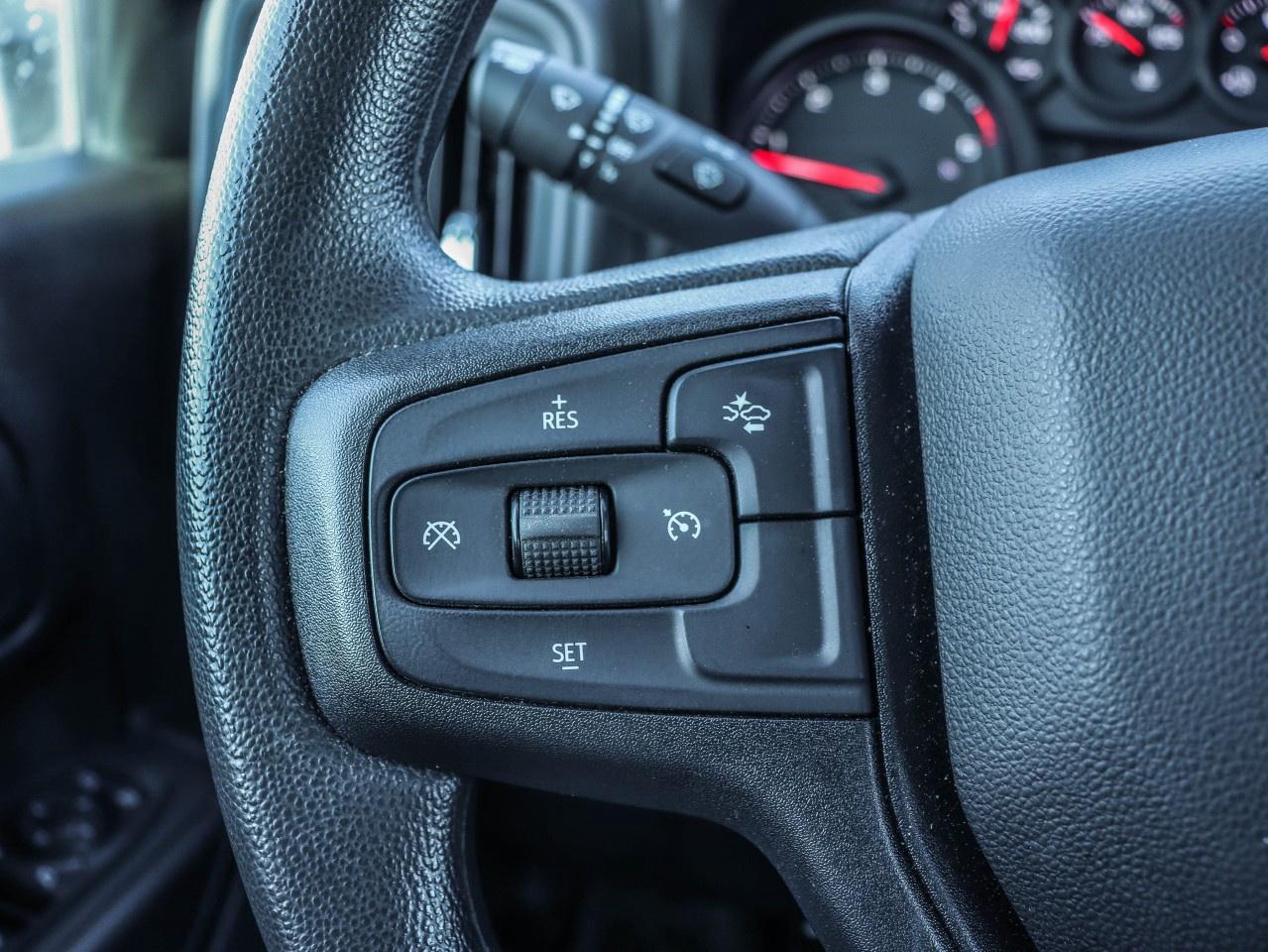 2026 Chevrolet SILVERADO 2500HD 4WD Crew Cab Standard Box Custom Photo