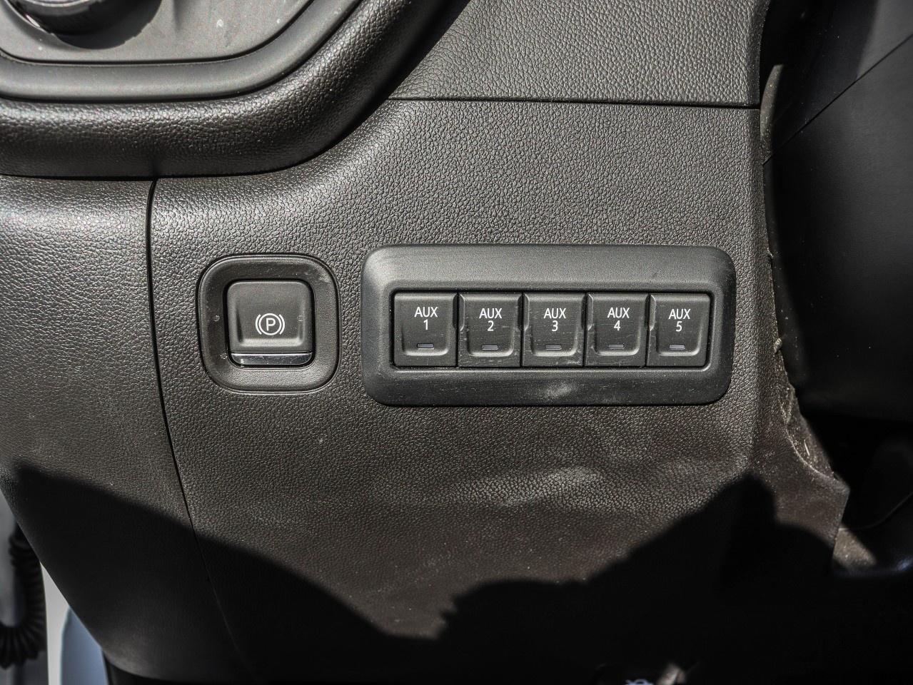 2026 Chevrolet SILVERADO 2500HD 4WD Crew Cab Standard Box Custom Photo