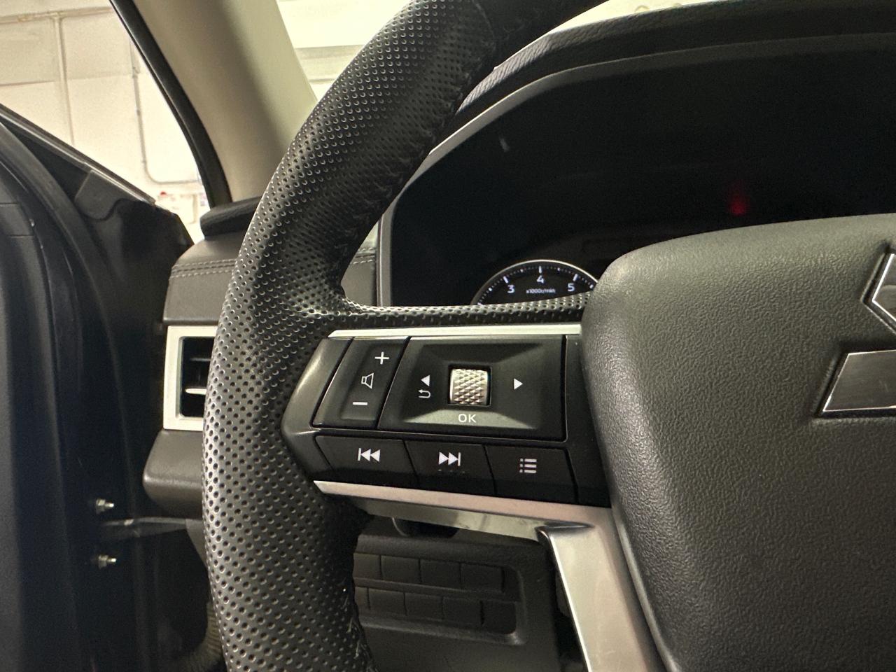 2023 Mitsubishi Outlander ES 4dr S-AWC Photo