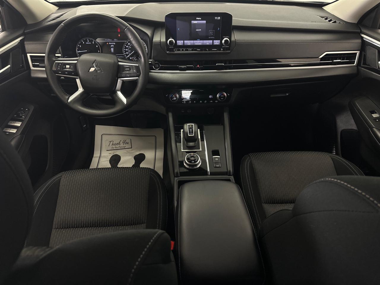 2023 Mitsubishi Outlander ES 4dr S-AWC Photo