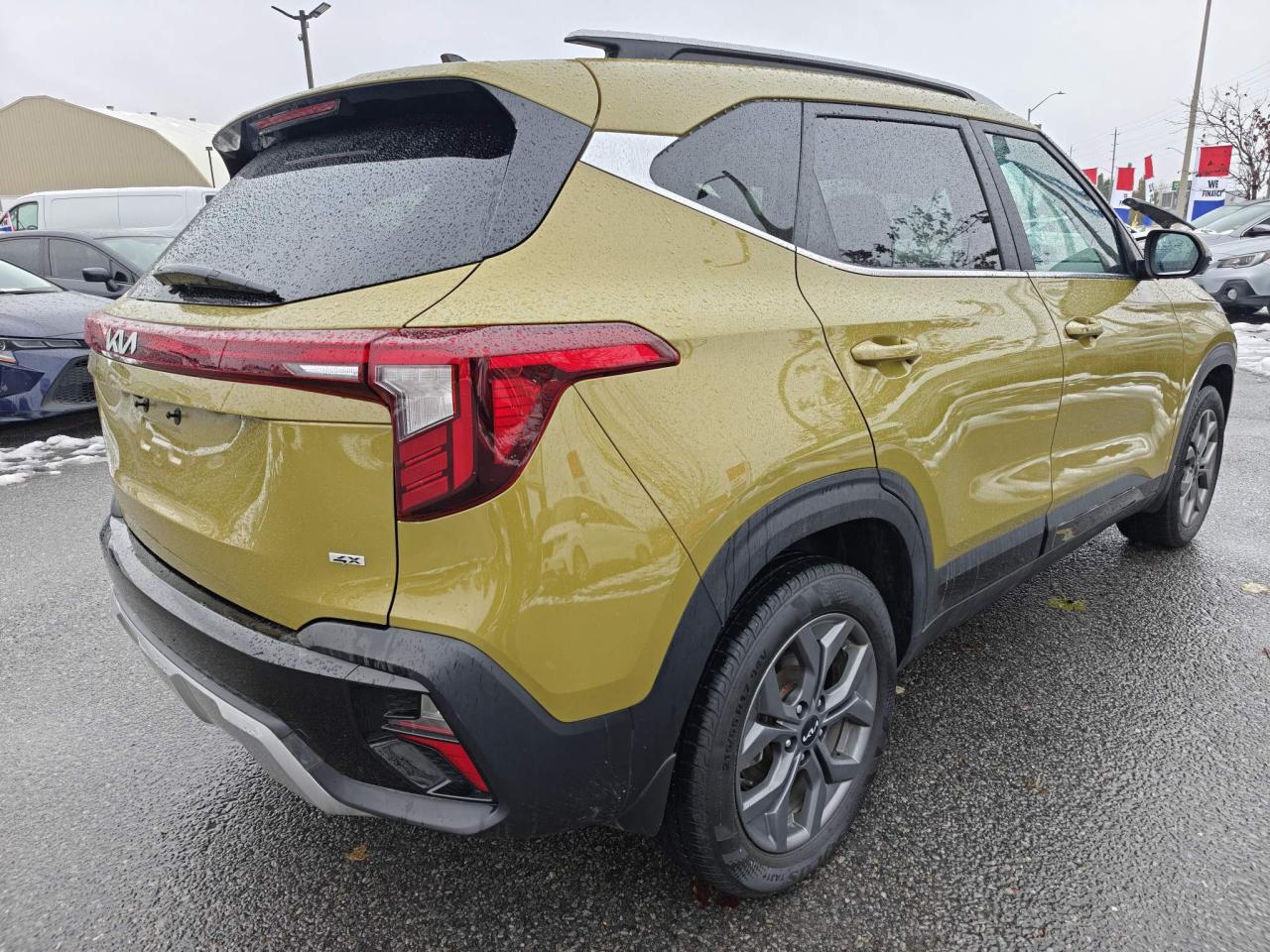 2024 Kia Seltos EX Premium 4dr All-Wheel Drive Photo