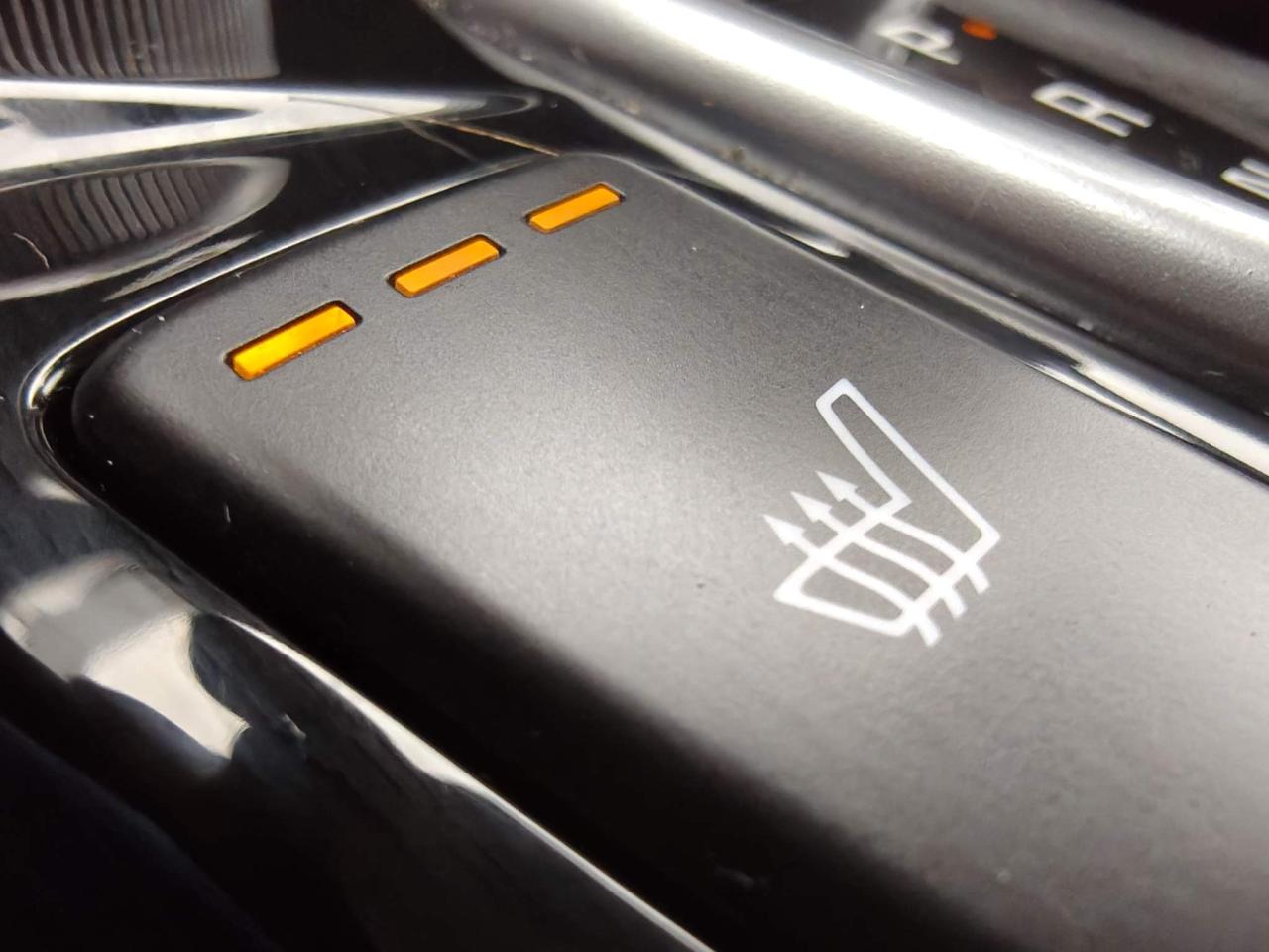 2024 Kia Seltos EX Premium 4dr All-Wheel Drive Photo