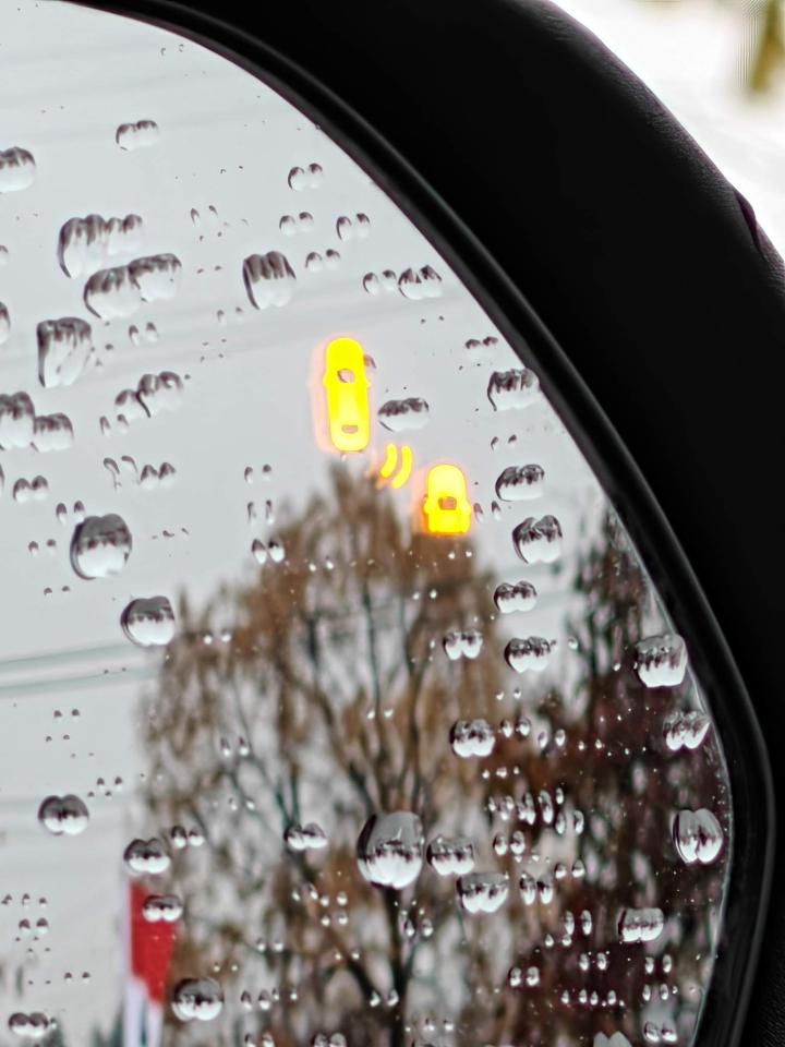 2024 Kia Seltos EX Premium 4dr All-Wheel Drive Photo