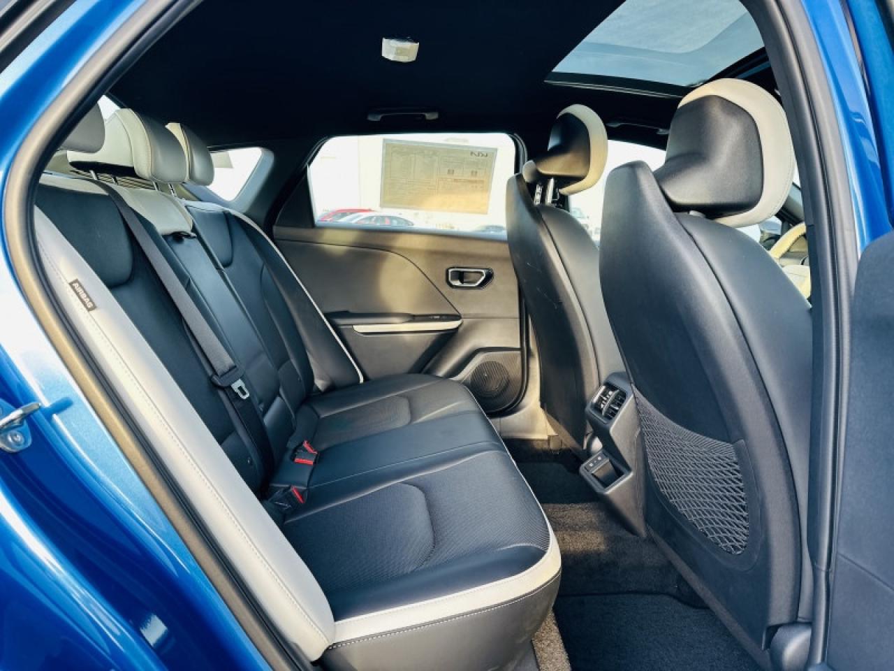 2025 Kia K4 GT-LINE LIMITED Photo