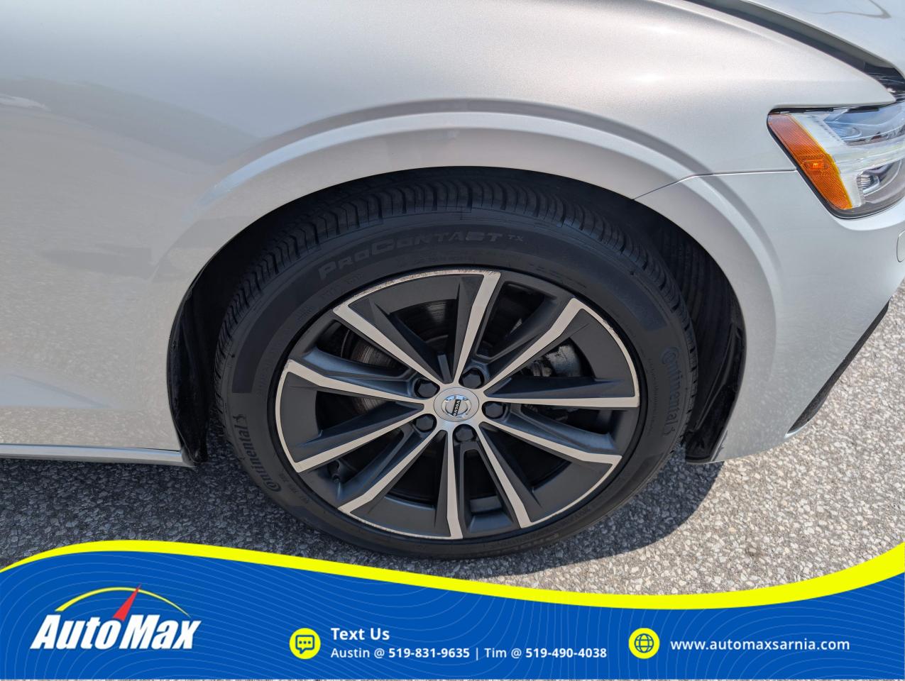 2022 Volvo S60 B5 Momentum 4dr All-Wheel Drive Sedan Photo