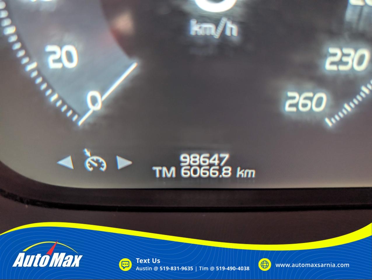 2022 Volvo S60 B5 Momentum 4dr All-Wheel Drive Sedan Photo