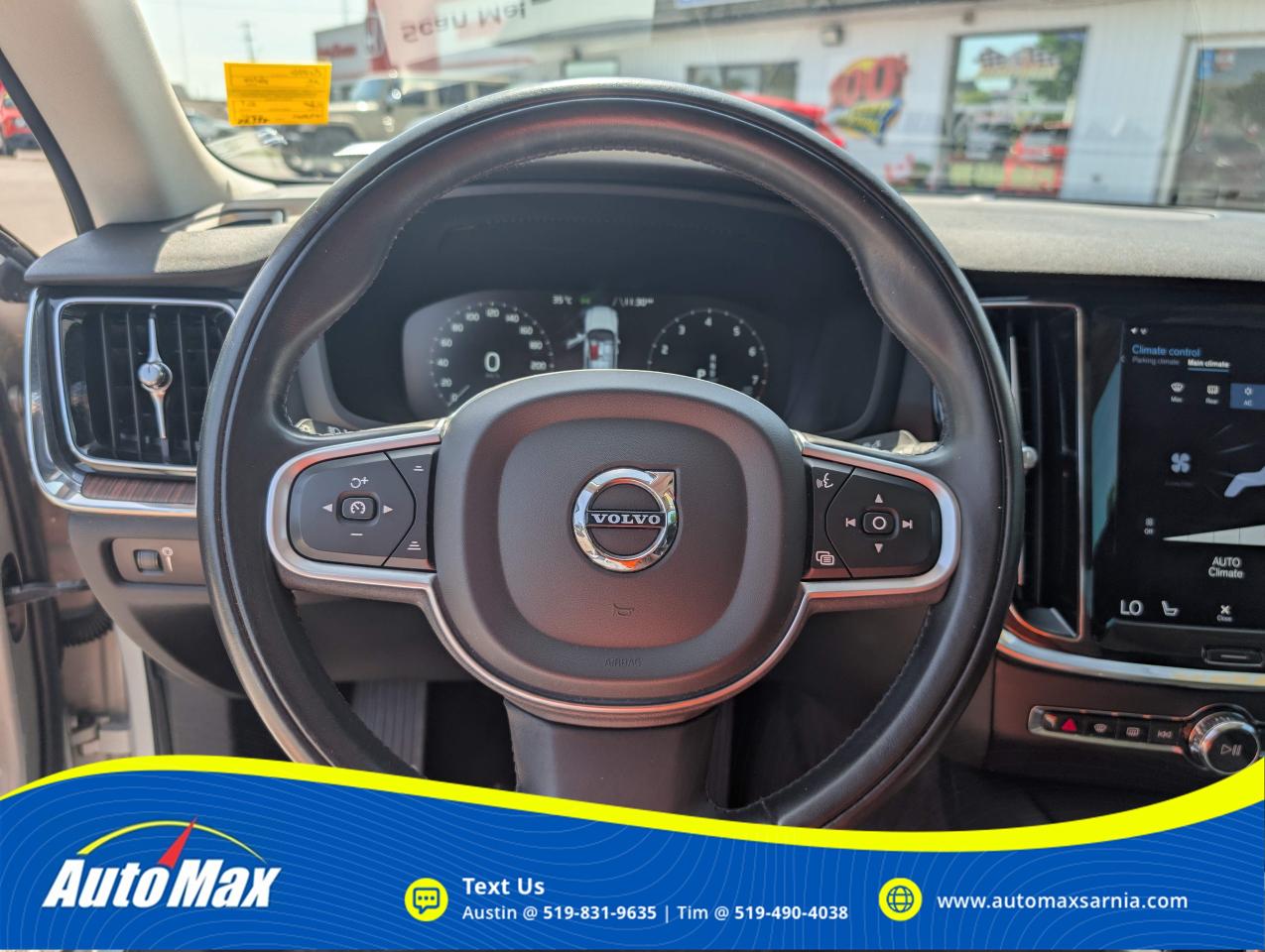 2022 Volvo S60 B5 Momentum 4dr All-Wheel Drive Sedan Photo