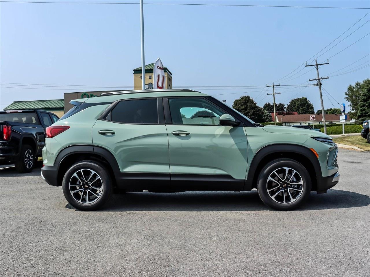 2026 Chevrolet TrailBlazer AWD 4dr LT Photo4