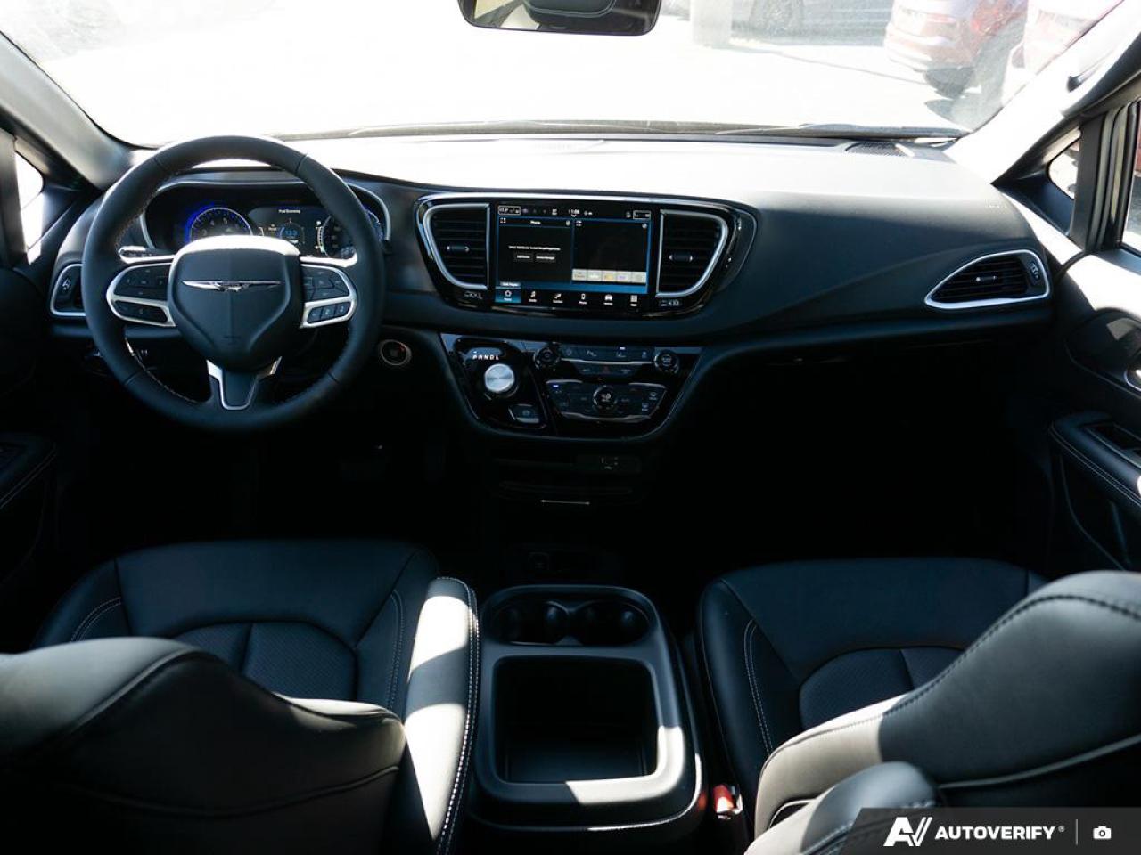 2026 Chrysler Grand Caravan SXT Front-Wheel Drive Passenger Van Photo