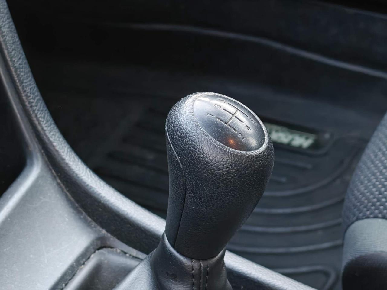 2016 Subaru Impreza 2.0i Touring Package (M5) 4dr Hatchback Photo