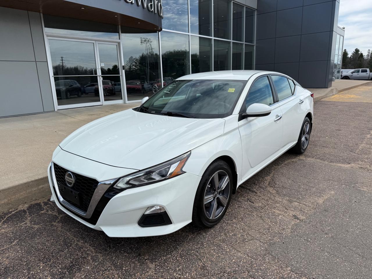 2021 Nissan Altima 2.5 SE All-Wheel Drive Sedan Photo