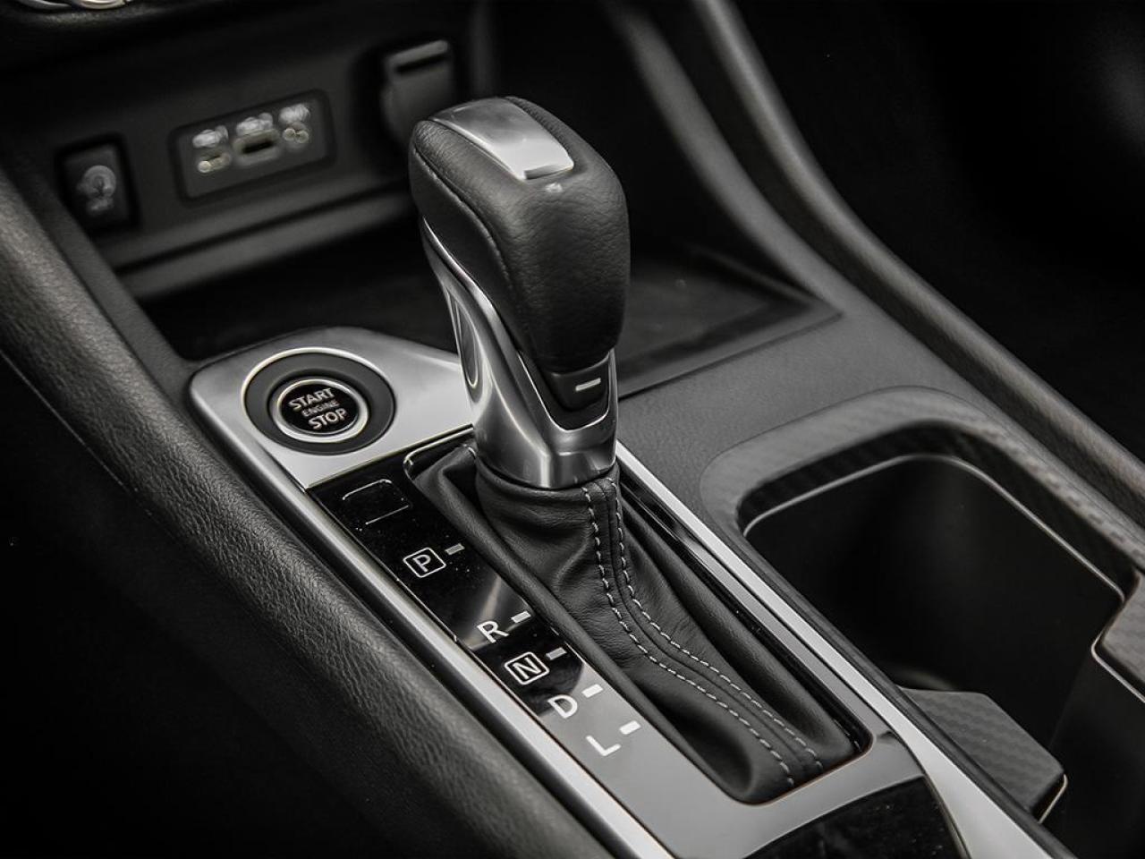 2025 Nissan Sentra SV 4DR SEDAN Photo