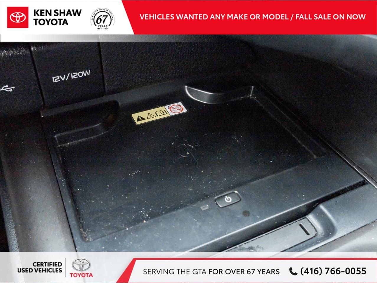 2022 Toyota Camry XSE 4dr All-Wheel Drive Sedan Photo