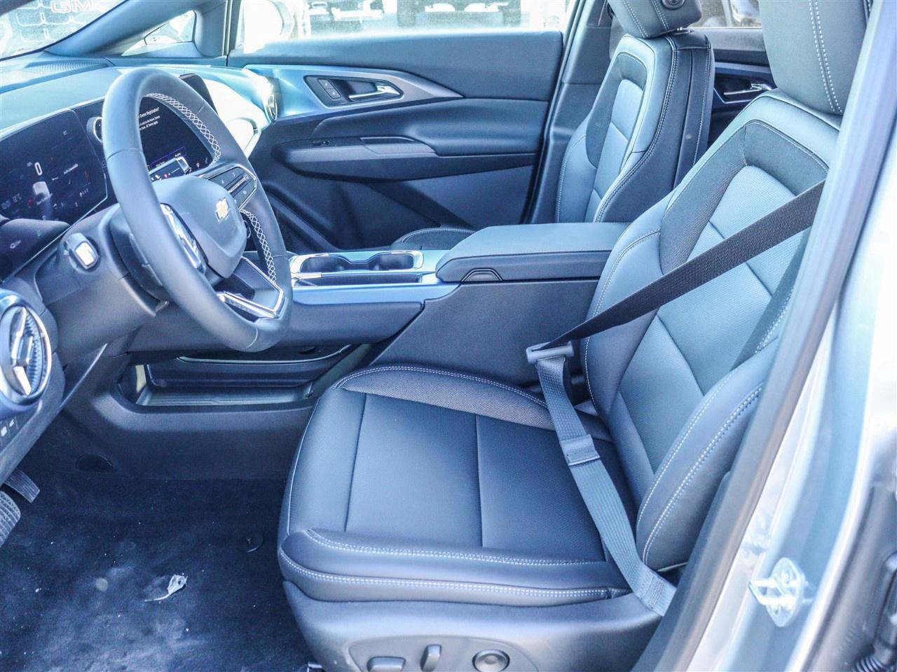 2026 Chevrolet Equinox EV 4dr LT Photo