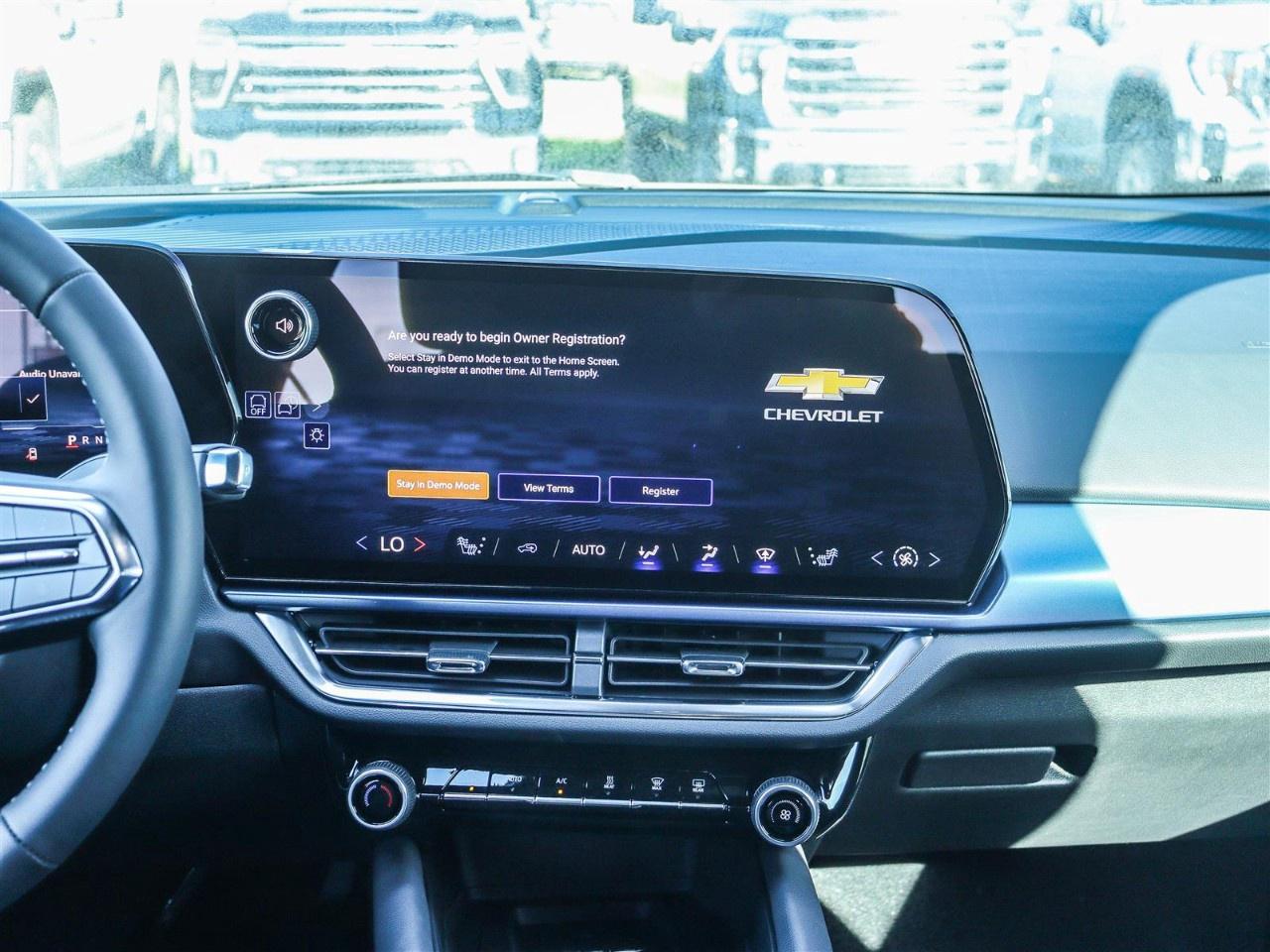 2026 Chevrolet Equinox EV 4dr LT Photo