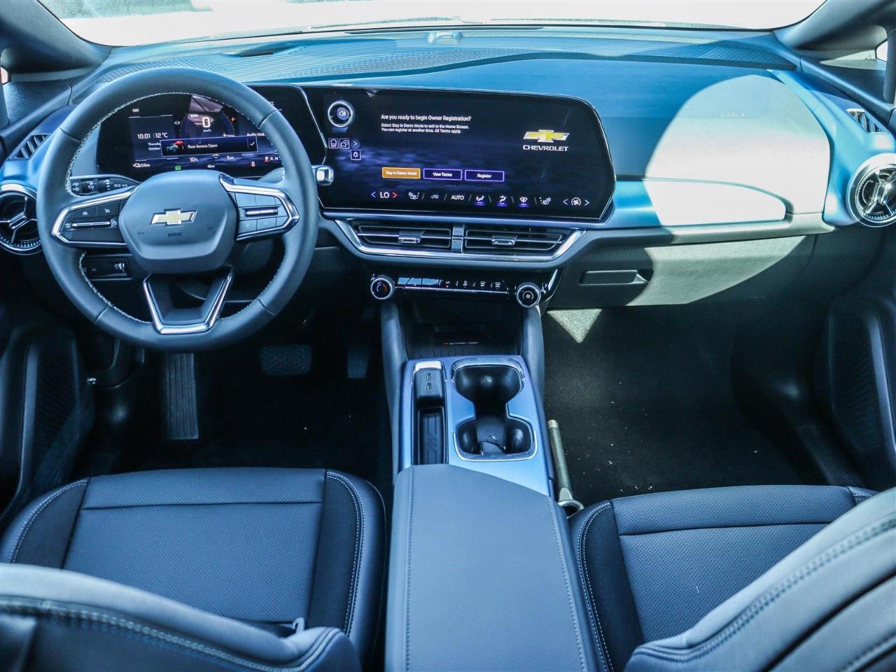 2026 Chevrolet Equinox EV 4dr LT Photo