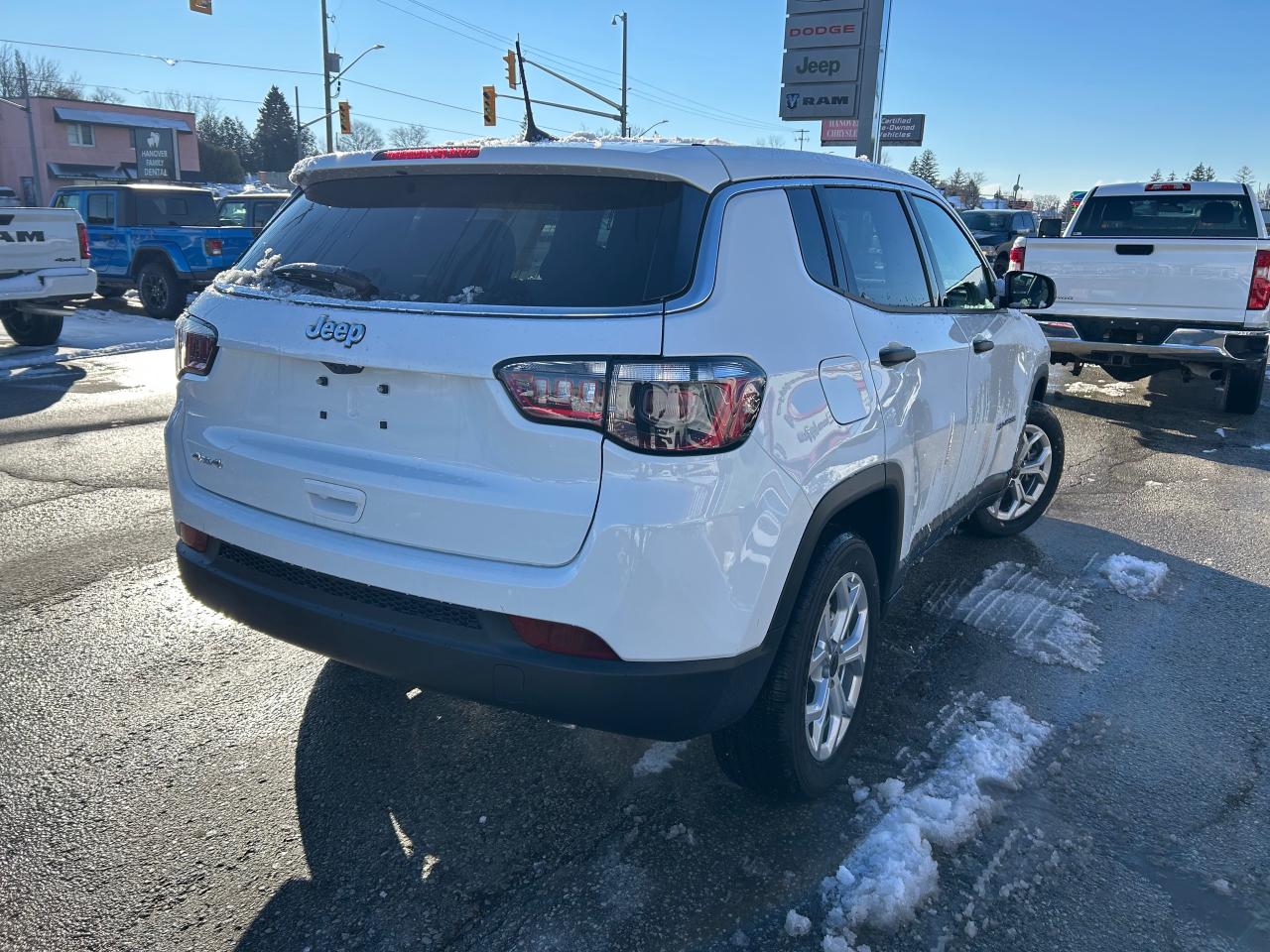 2026 Jeep Compass Sport 4dr 4x4 Photo