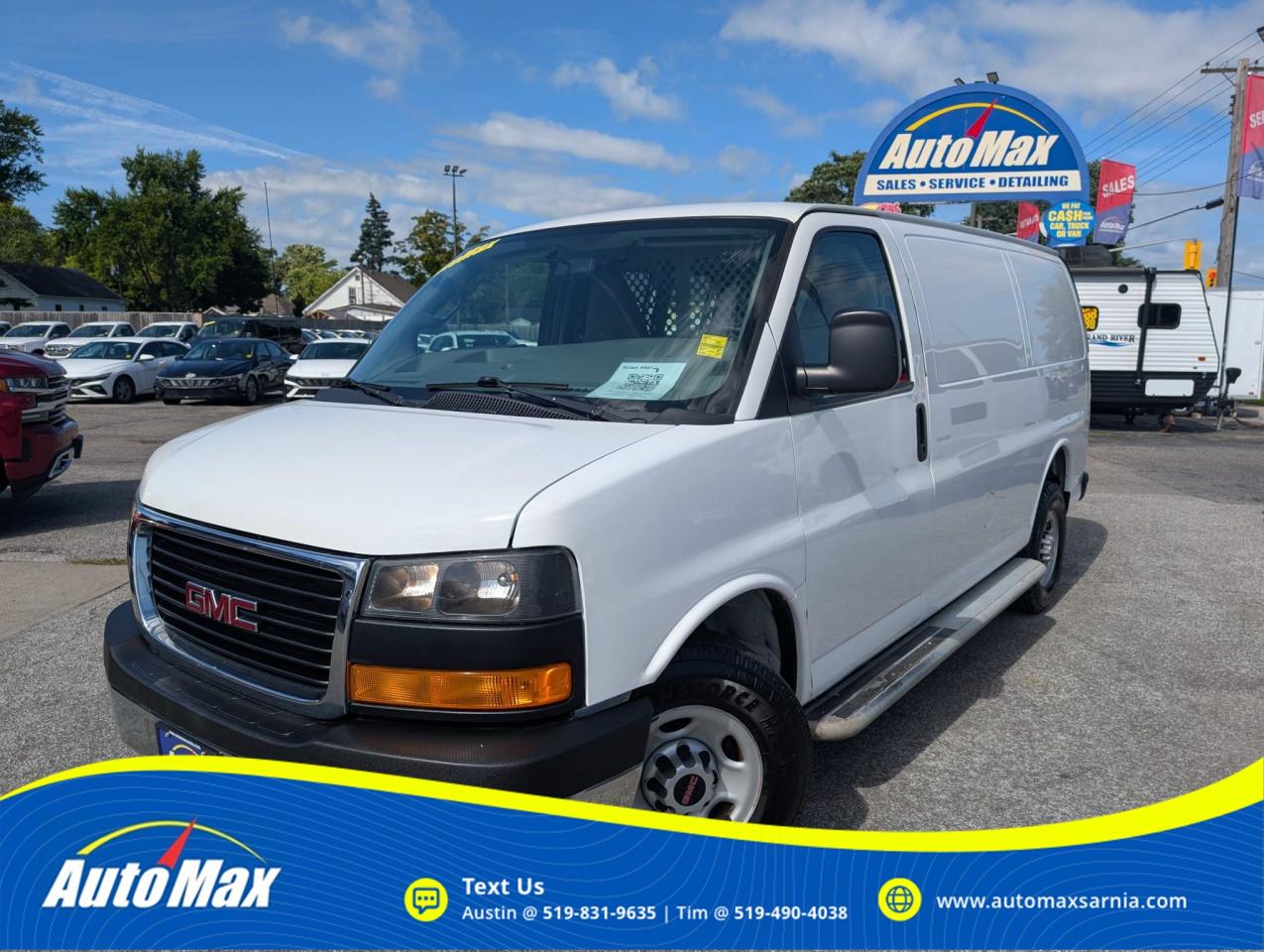 2017 GMC Savana 2500 Work Van Rear-Wheel Drive Cargo Van Photo0