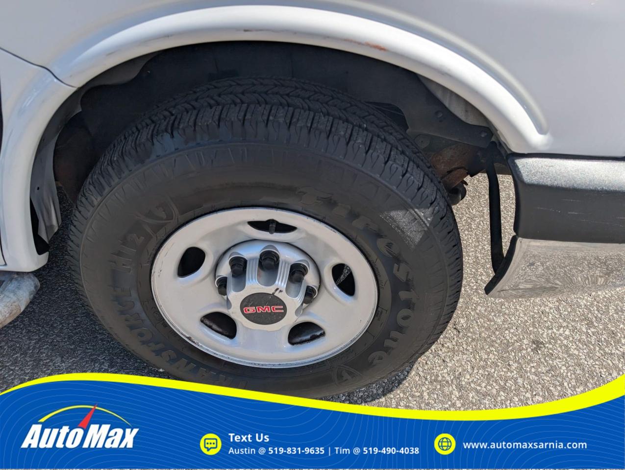 2017 GMC Savana 2500 Work Van Rear-Wheel Drive Cargo Van Photo