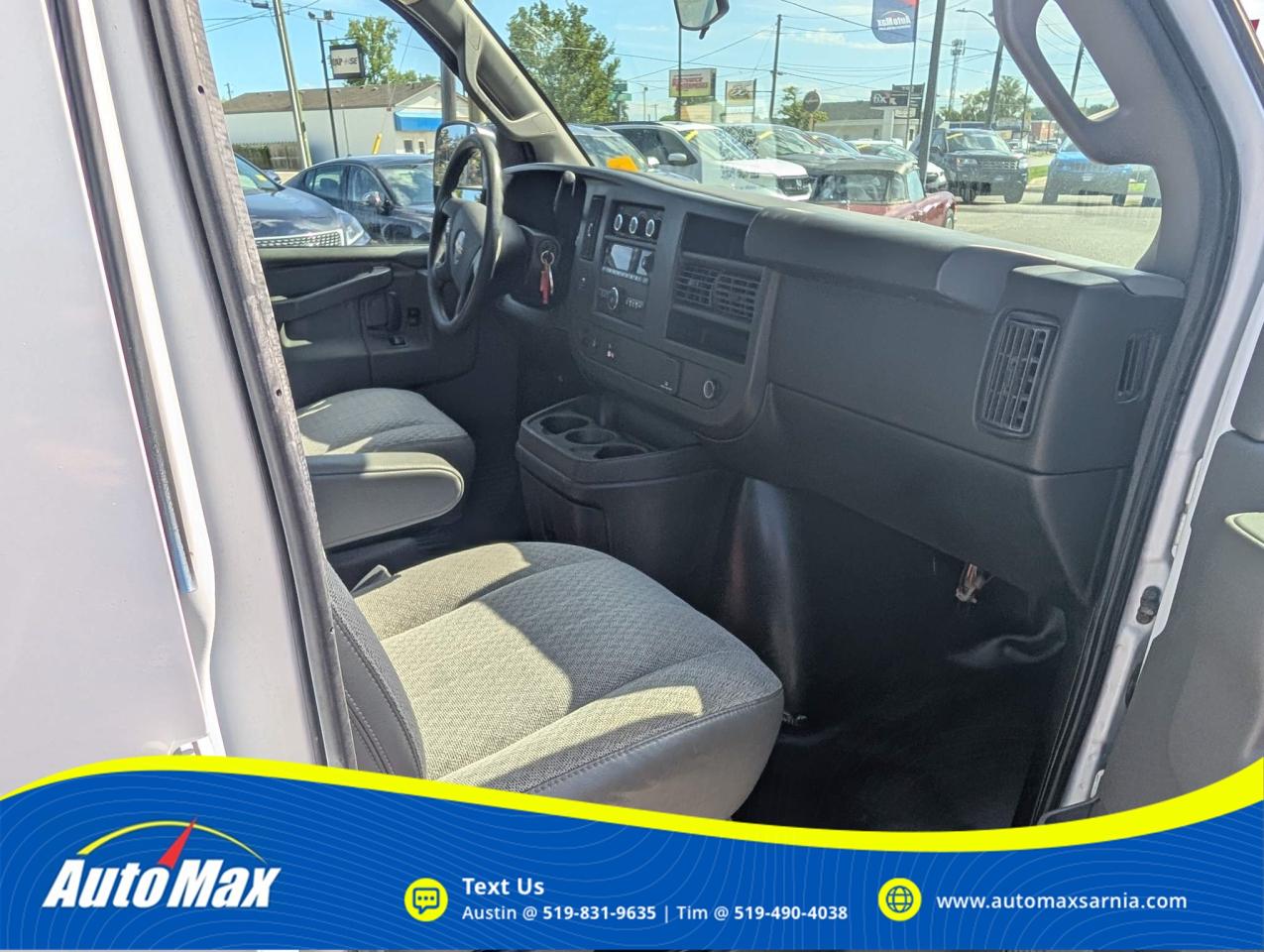 2017 GMC Savana 2500 Work Van Rear-Wheel Drive Cargo Van Photo