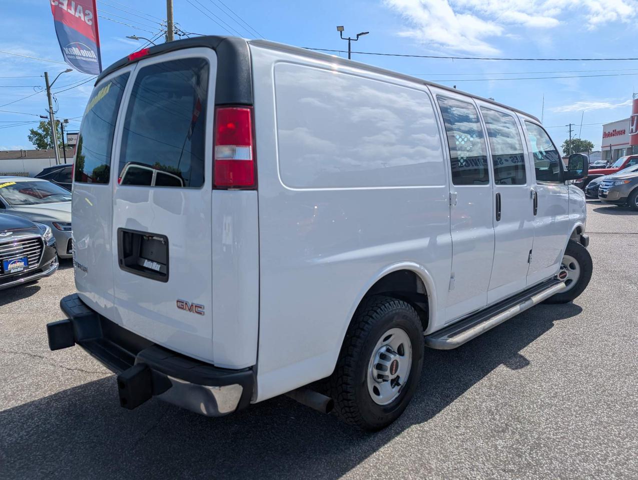 2017 GMC Savana 2500 Work Van Rear-Wheel Drive Cargo Van Photo