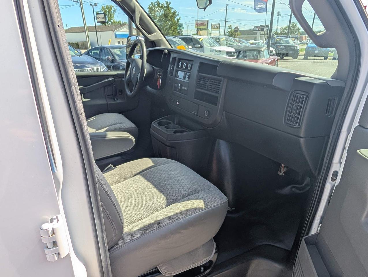 2017 GMC Savana 2500 Work Van Rear-Wheel Drive Cargo Van Photo