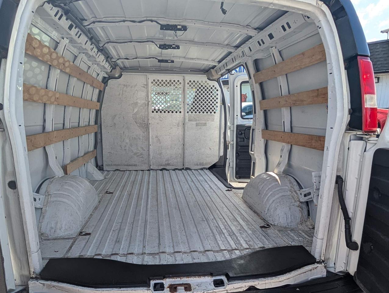 2017 GMC Savana 2500 Work Van Rear-Wheel Drive Cargo Van Photo