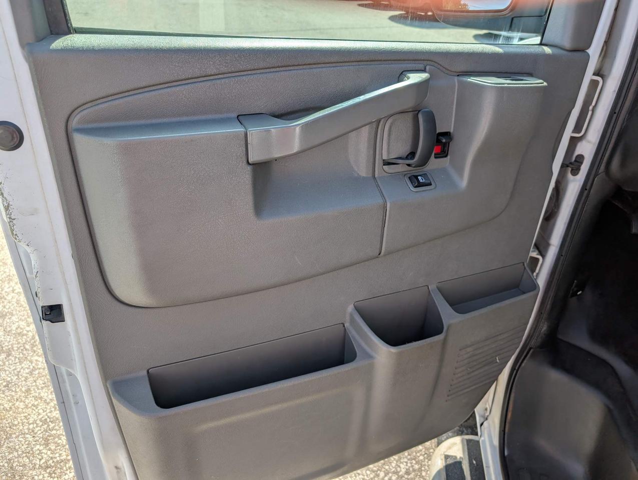 2017 GMC Savana 2500 Work Van Rear-Wheel Drive Cargo Van Photo